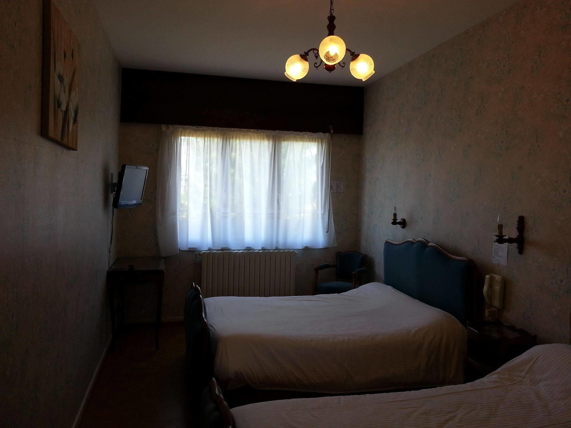 Logis L'Auberge Du Gros Silly-sur-Nied Luaran gambar